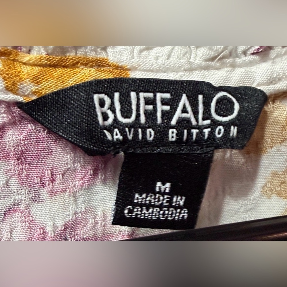 🌸 Buffalo David Bitton Floral Blouse - Pink, Yellow, and White | Medium 🌸 - Picture 3 of 4